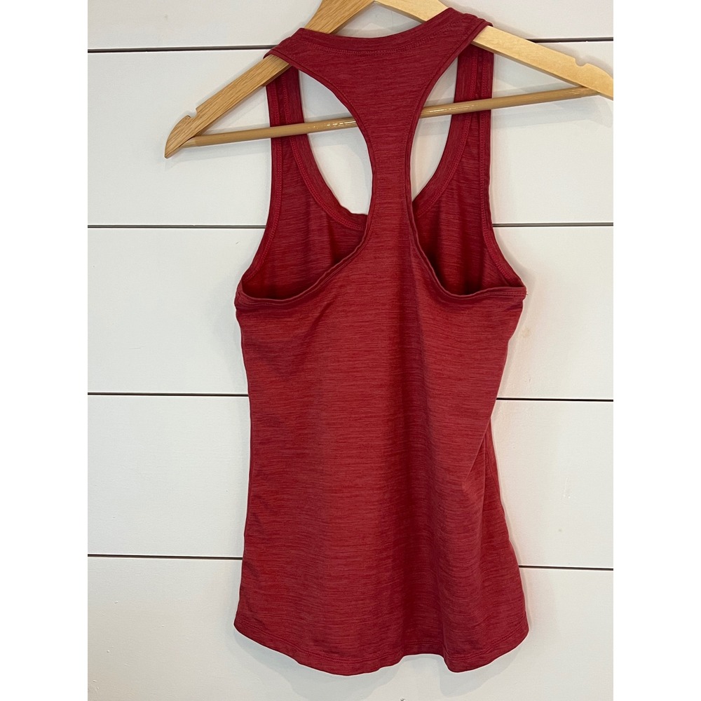 Vuori Heathered Magenta Racerback Tabk women's active athletic - Picture 2 of 4